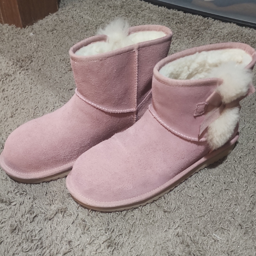 Koolaburra by Ugg boots